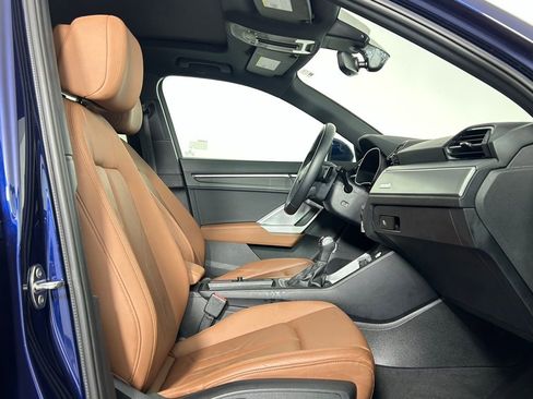 Used 2022 Audi Q3 2.0T Premium w/ Convenience Package image 10