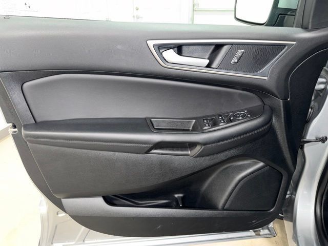 Used 2024 Ford Edge SEL w/ Convenience Package AWD/4WD image 10