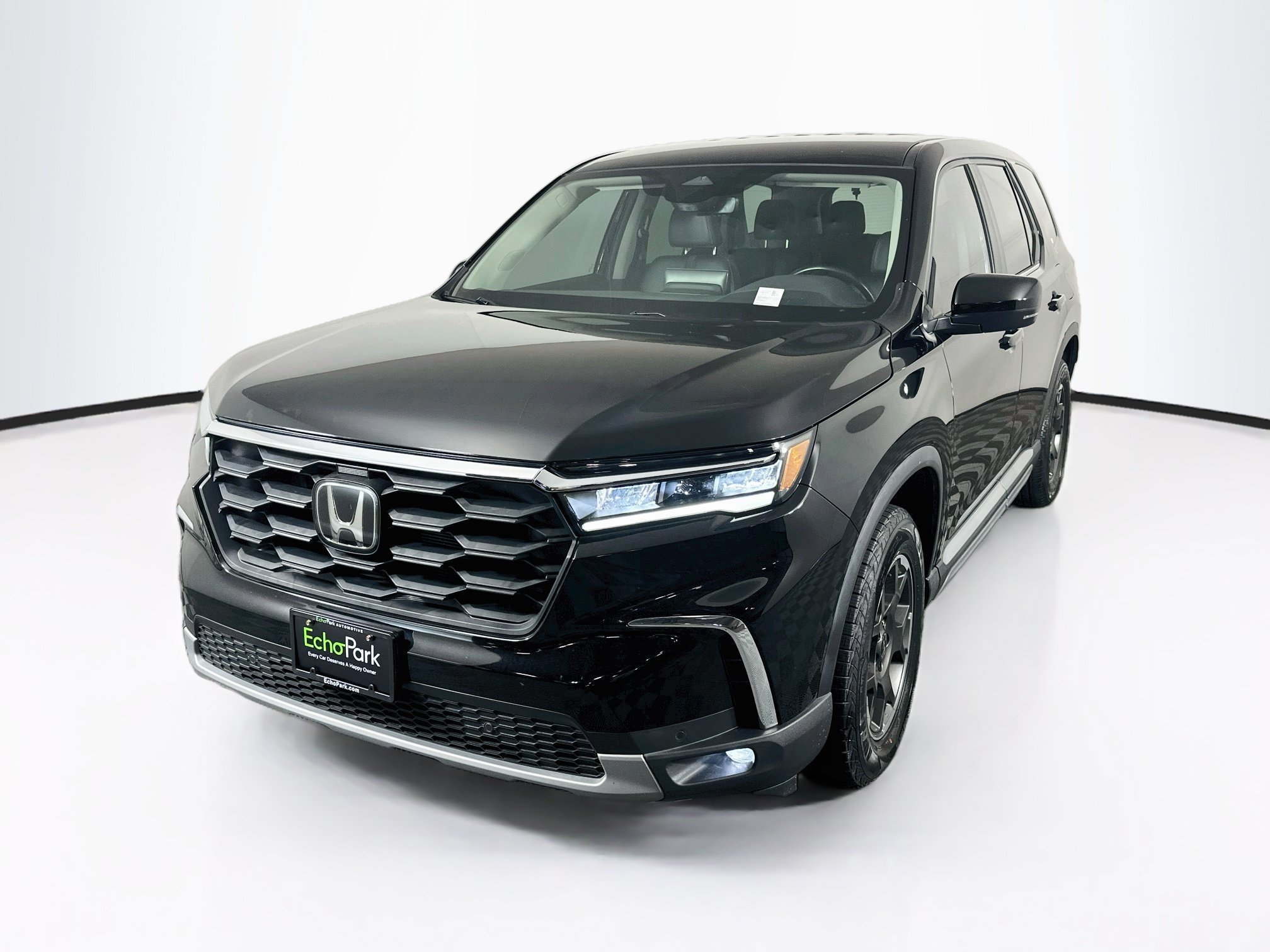 Used 2024 Honda Pilot EX-L image 3