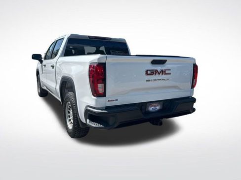 Used 2019 GMC Sierra 1500 2WD Crew Cab w/ Convenience Package image 3