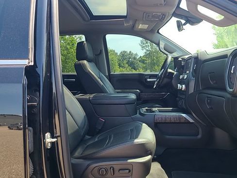 Used 2019 GMC Sierra 1500 Denali w/ Denali Ultimate Package AWD/4WD image 31