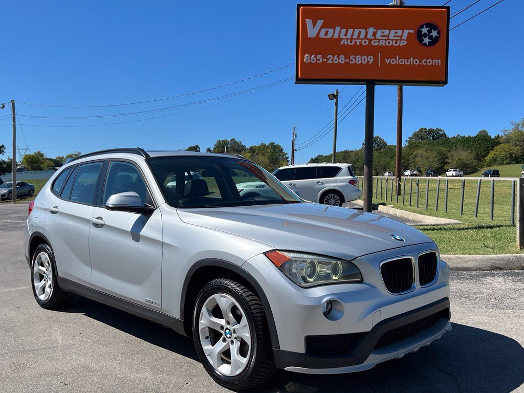 Used 2015 BMW X1 sDrive28i RWD image 1