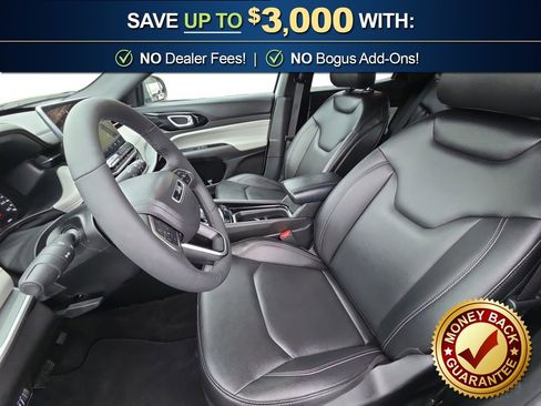 Used 2025 Jeep Compass Limited image 14