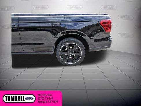 Certified 2023 Ford Expedition Limited RWD image 29