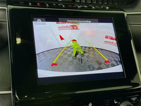 Used 2023 Jeep Grand Cherokee Altitude image 6