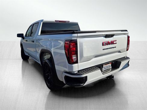 Used 2024 GMC Sierra 1500 Pro w/ Graphite Edition image 4