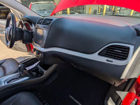 Used 2017 Dodge Journey GT w/ Driver Convenience Group image 19