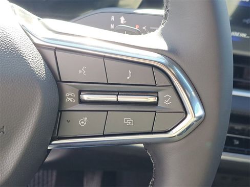 New 2026 Chevrolet Equinox LT w/ Convenience Package II image 10