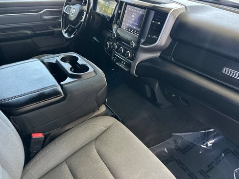 Used 2021 RAM 1500 Big Horn AWD/4WD image 12