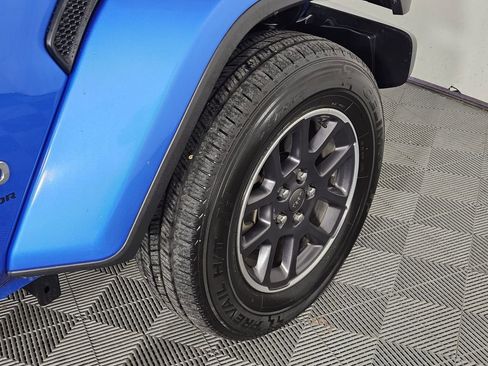 Used 2023 Jeep Gladiator Overland image 6