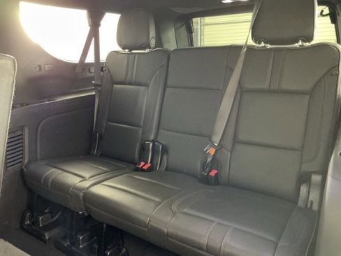 Used 2023 Chevrolet Suburban RST image 26