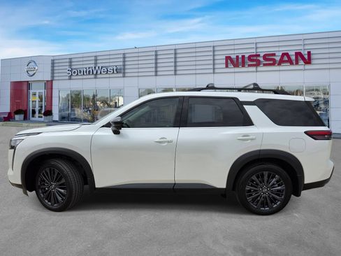New 2026 Nissan Pathfinder SL w/ SL Premium Package FWD image 8