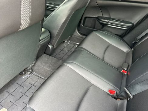 Used 2021 Honda Civic Sport image 4