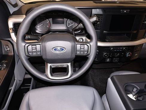 New 2026 Ford F550 4x4 Regular Cab Super Duty image 14