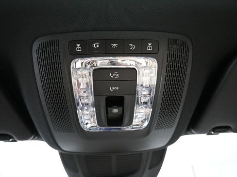 Used 2025 Mercedes-Benz GLE 350 4MATIC image 12