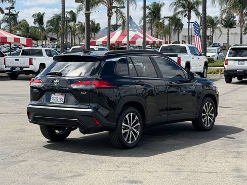 Used 2023 Toyota Corolla Cross XLE FWD image 5