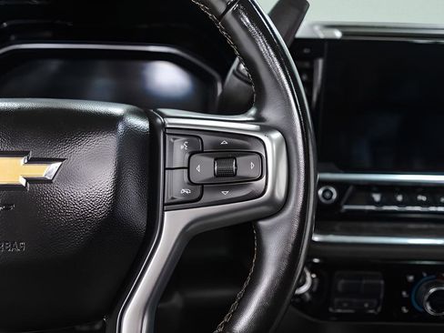 Used 2024 Chevrolet Silverado 2500 LTZ w/ LTZ Convenience Package AWD/4WD image 13