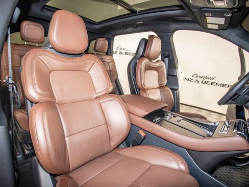 Used 2026 Lincoln Aviator Reserve AWD/4WD image 19