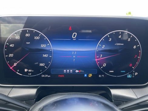 New 2025 Mercedes-Benz GLC 300 image 12