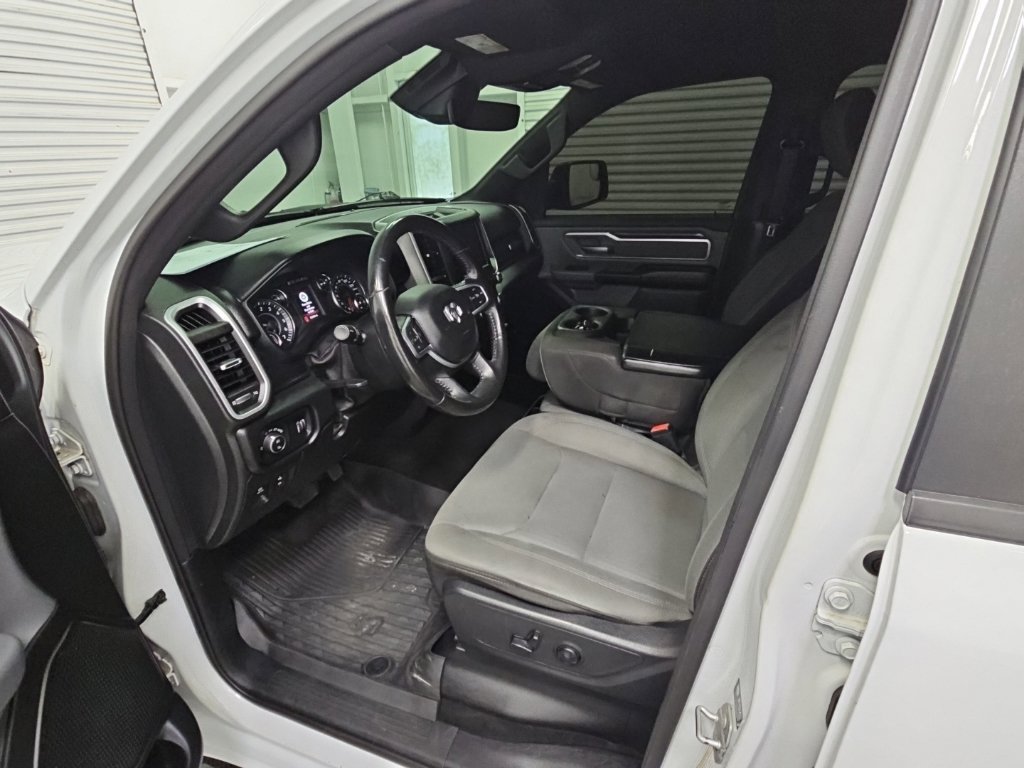 Used 2021 RAM 1500 Big Horn AWD/4WD image 12