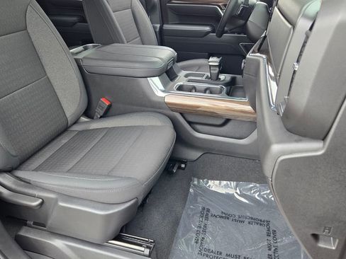 Used 2025 Chevrolet Silverado 1500 RST image 18