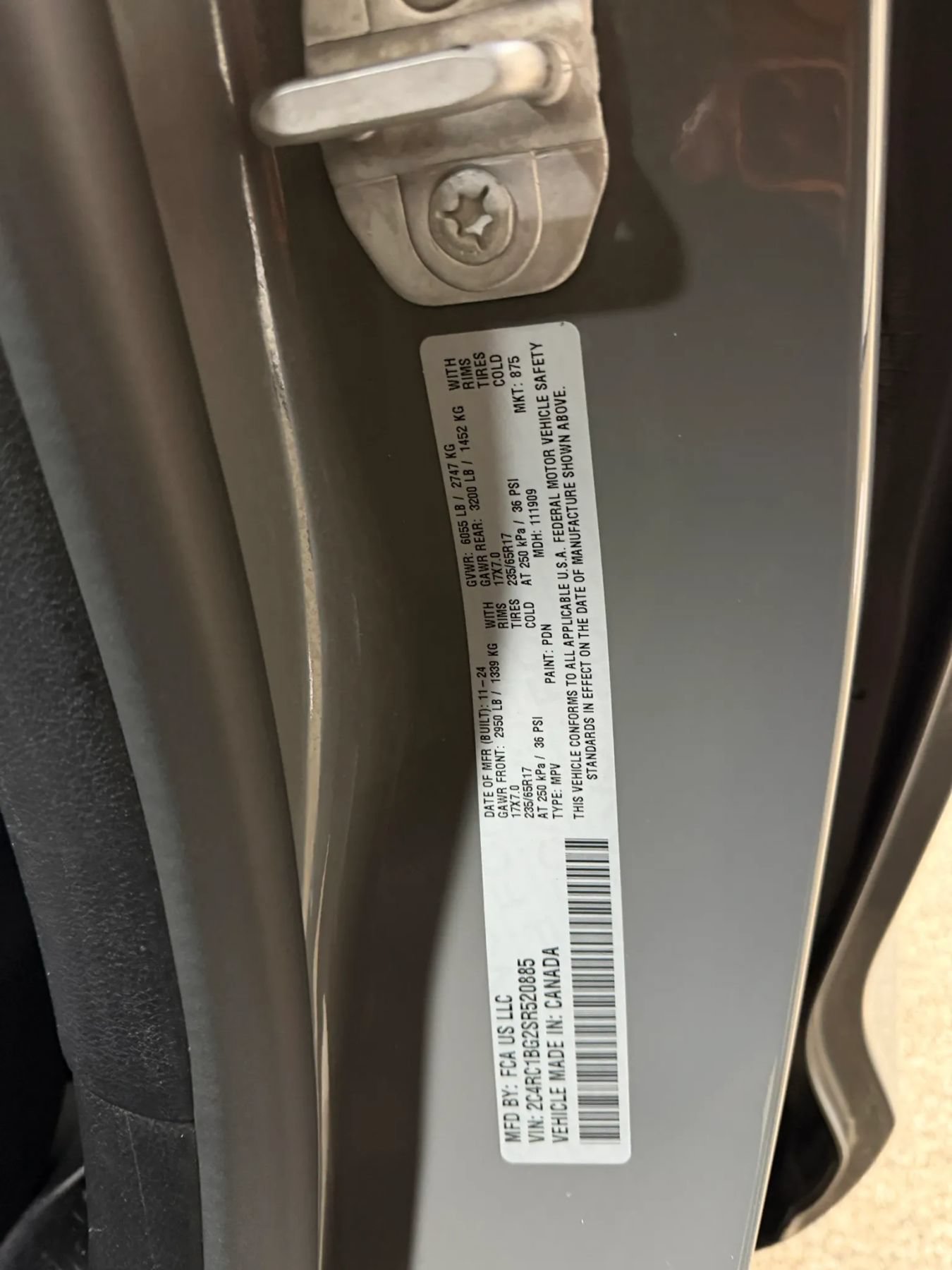 Used 2025 Chrysler Pacifica Select FWD image 63