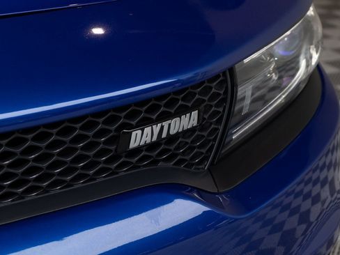 Used 2018 Dodge Charger R/T image 7