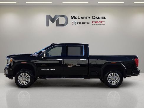 Used 2020 GMC Sierra 2500 Denali w/ Denali Ultimate Package image 3