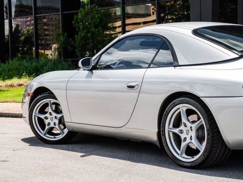 Used 2003 Porsche 911 Carrera RWD image 42