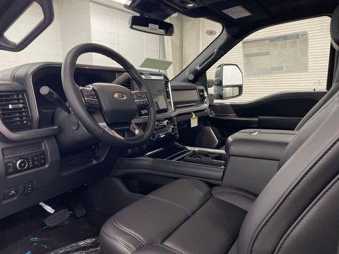 New 2026 Ford F250 Platinum image 6