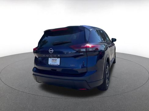 Used 2025 Nissan Rogue SV image 14