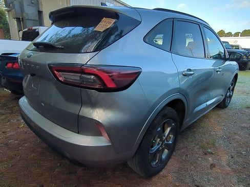 Used 2024 Ford Escape ST-Line image 6
