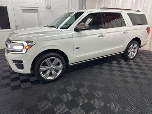 Used 2024 Ford Expedition Max King Ranch AWD/4WD image 2