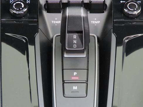 Certified 2025 Porsche 911 Carrera 4 GTS AWD/4WD image 28