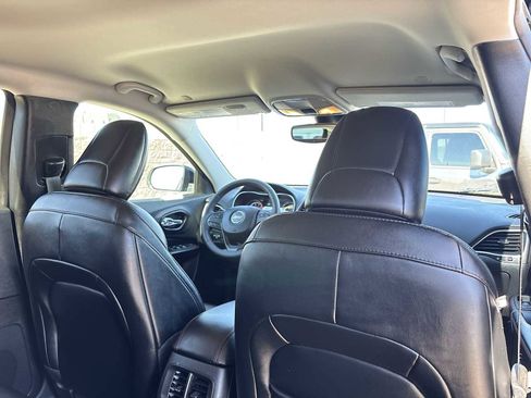 Certified 2022 Jeep Cherokee Trailhawk w/ Comfort/Convenience Group image 16