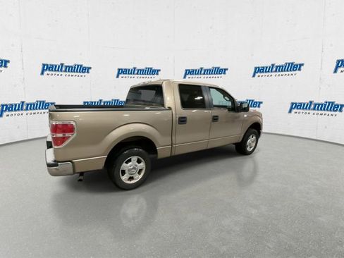 Used 2011 Ford F150 XLT image 11