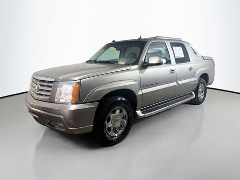 Used 2003 Cadillac Escalade EXT AWD/4WD image 3