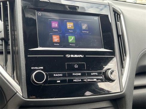 Used 2018 Subaru Crosstrek 2.0i Premium w/ Eyesight System image 21