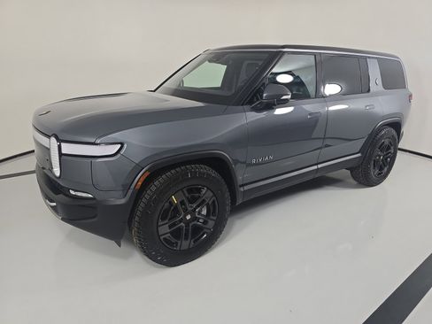 Used 2024 Rivian R1S Adventure AWD/4WD image 1