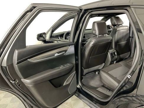 Used 2024 Cadillac XT5 Sportv w/ Technology Package image 29