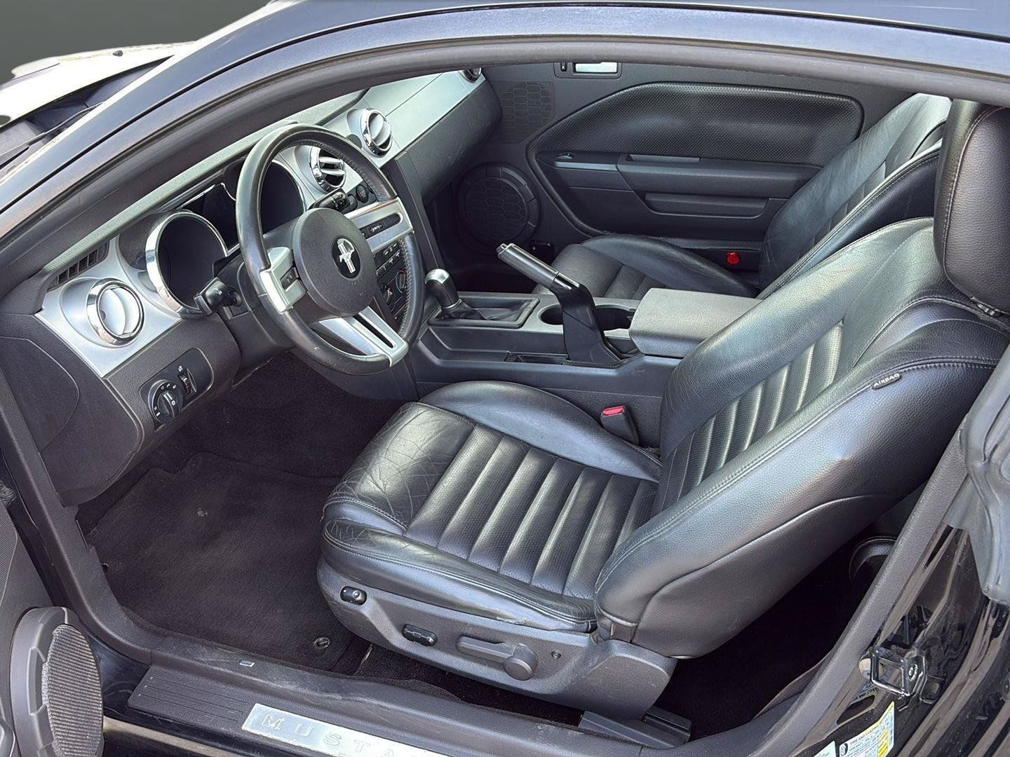 Used 2007 Ford Mustang GT RWD image 9