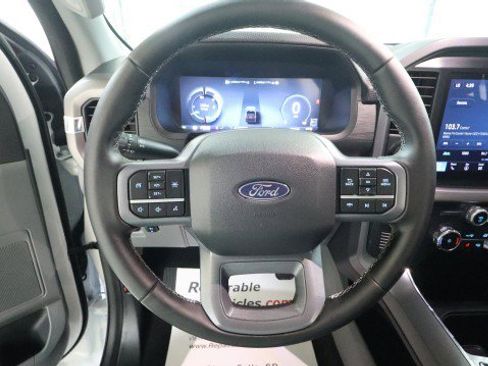 Used 2025 Ford F150 Lightning XLT image 21