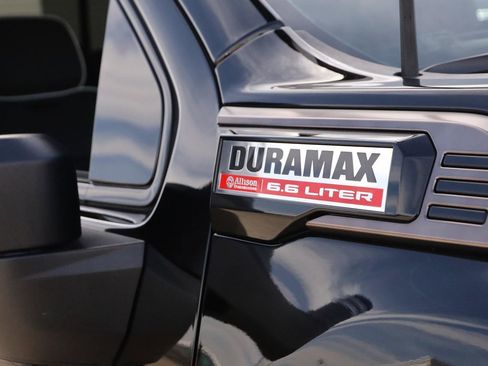 Used 2026 GMC Sierra 2500 AT4X image 33