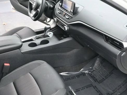 Used 2021 Nissan Altima 2.5 S image 17