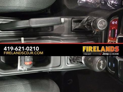 New 2026 Jeep Wrangler Unlimited Rubicon AWD/4WD image 18