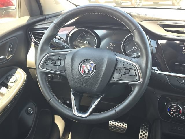 Used 2023 Buick Encore GX Select w/ Sport Touring Package FWD image 33