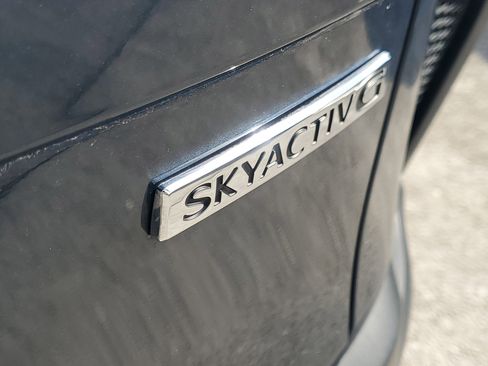 Used 2024 MAZDA CX-50 AWD 2.5 S w/ Premium Package image 9