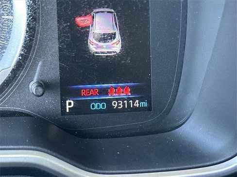 Certified 2022 Toyota Corolla SE image 17