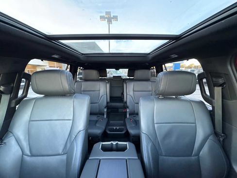 Used 2025 Toyota Sequoia Platinum image 42