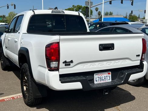 Used 2023 Toyota Tacoma 4x4 Double Cab w/ Trail Edition image 6